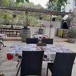Le Patio Des Garrigues * Caveirac