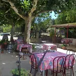 Azalée Pensión